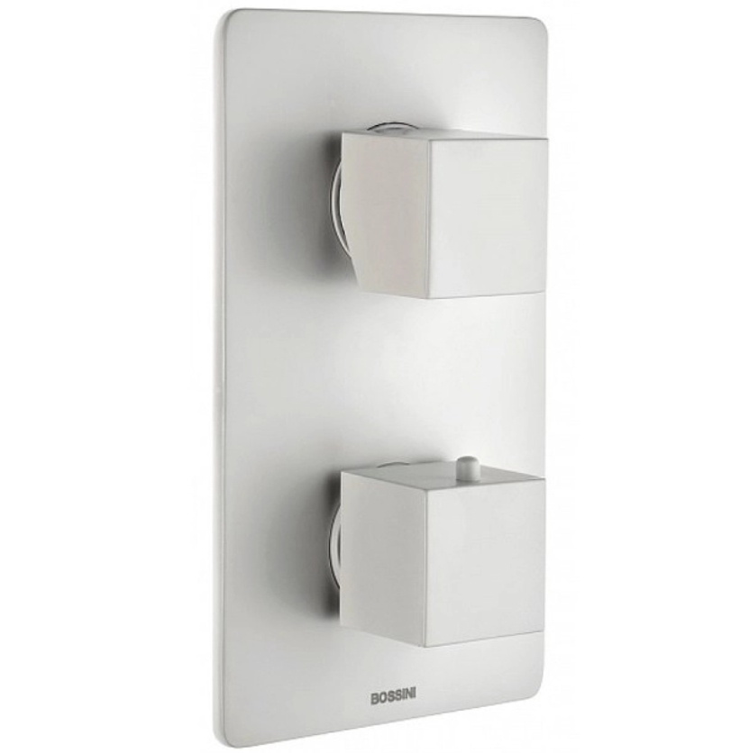 Наружная часть механического смесителя Bossini Cube New 118х120х210, белый матовый (Z00062.045)
