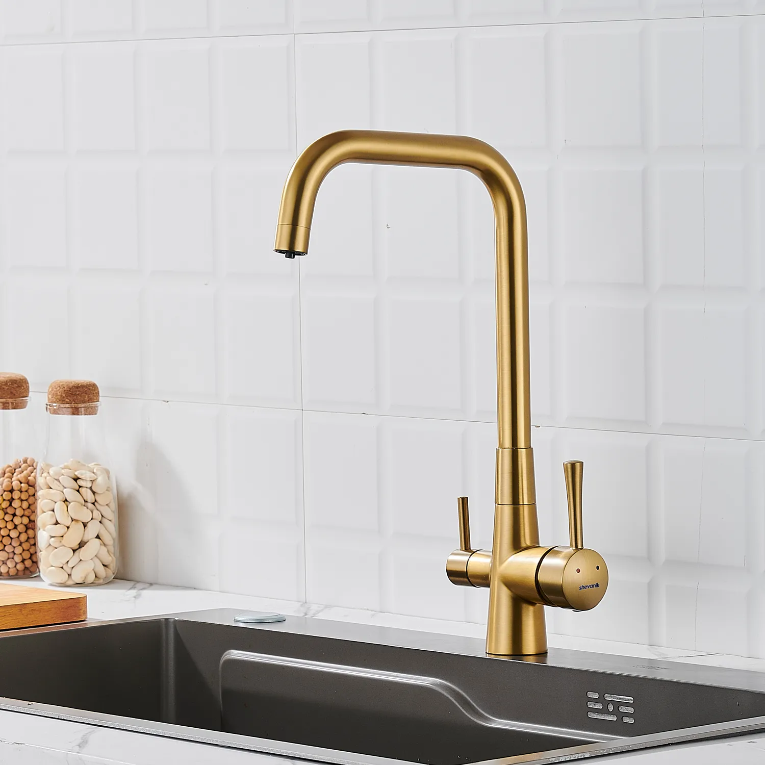 Смеситель для кухни с подключением фильтра Shevanik S528G, золотой сатин