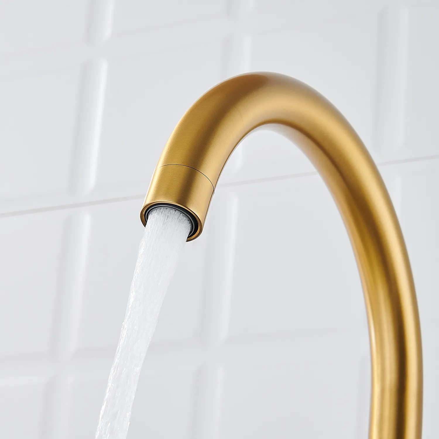 Смеситель для кухни с подключением фильтра Shevanik S428G, золотой сатин