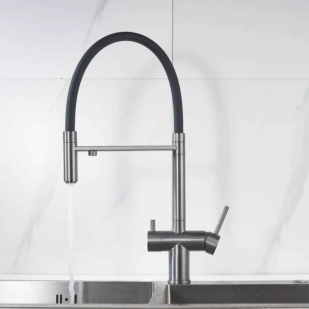 Смеситель для кухни с гибким изливом и подключением фильтра Maretti Calabria CA31RGF11, оружейная сталь