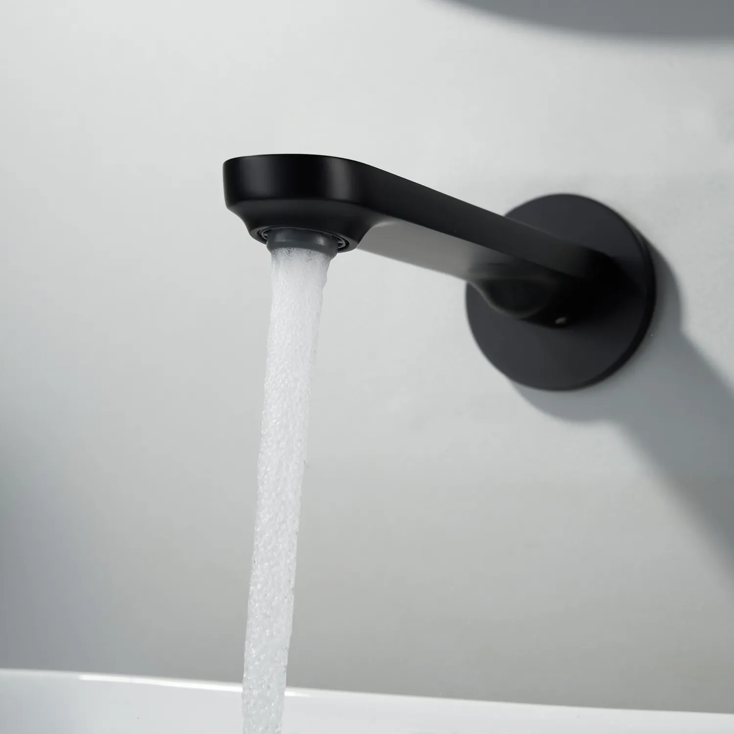 Смеситель для раковины встраиваемый Shevanik S4341H, черный