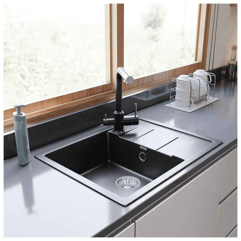 Кухонная мойка GranFest QUADRO 650L, черный