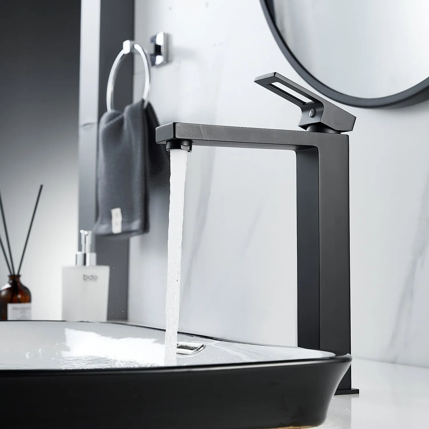 Смеситель для раковины высокий  Raffine F1196H, черный