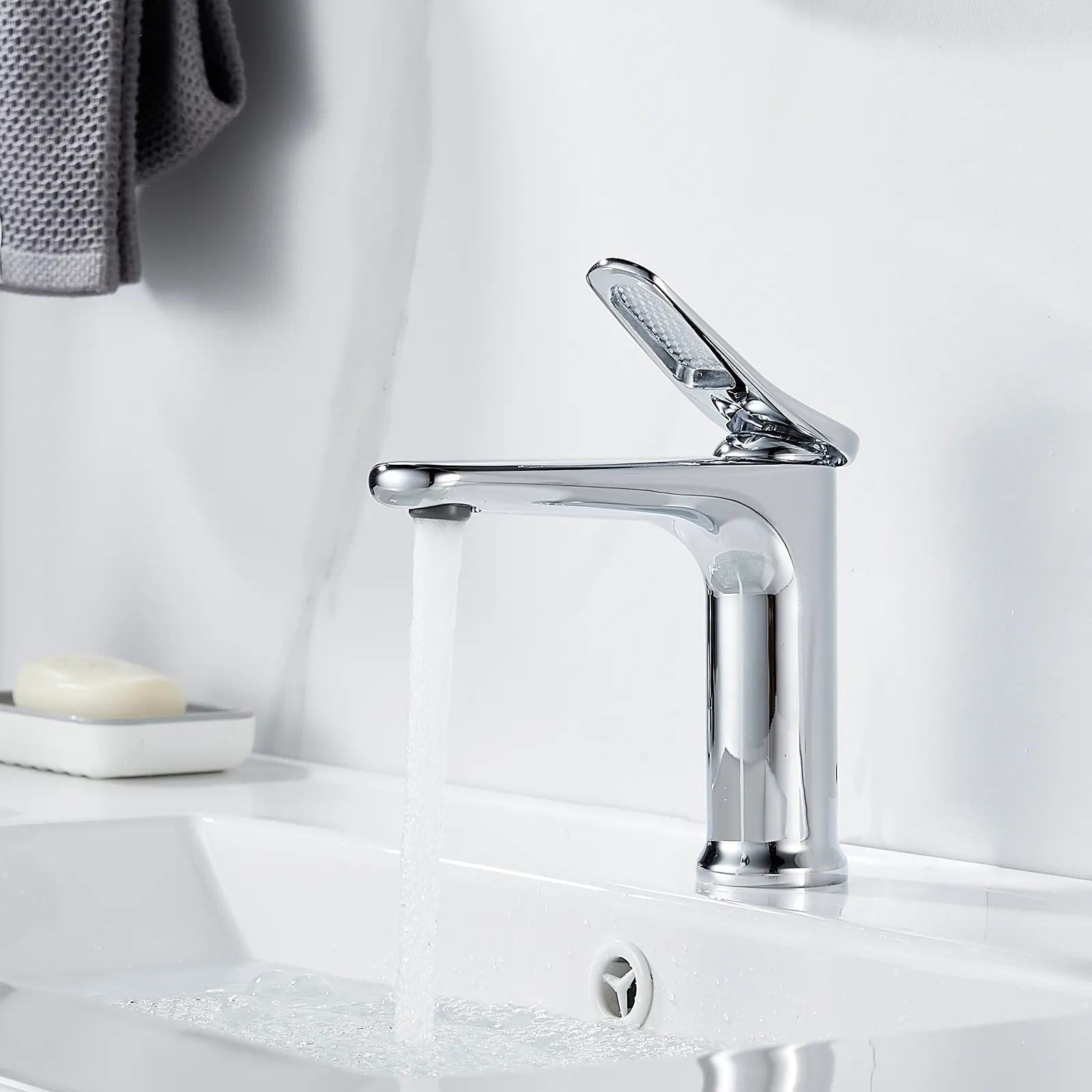 Смеситель для раковины Shevanik S4701, хром