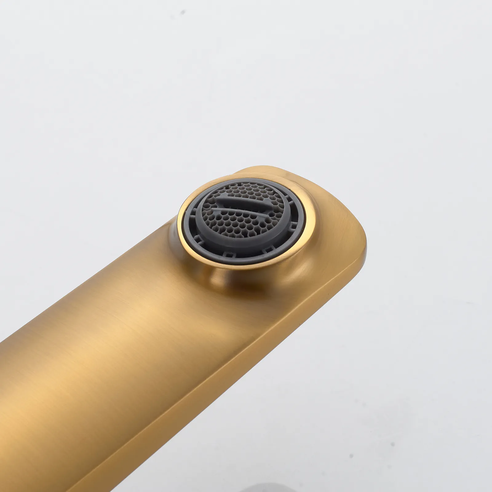 Смеситель для раковины высокий Shevanik S4211G, золотой сатин