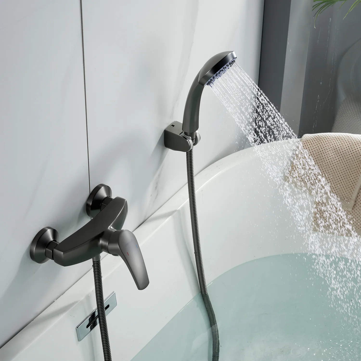 Смеситель для душа Shevanik S5016T, оружейная сталь