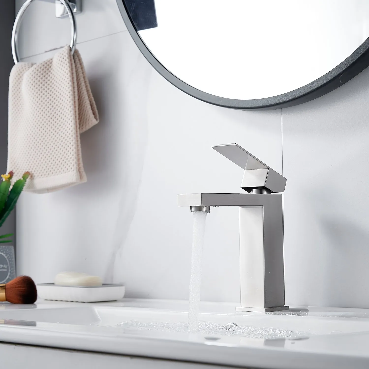 Смеситель для раковины Shevanik S7001L, сатин