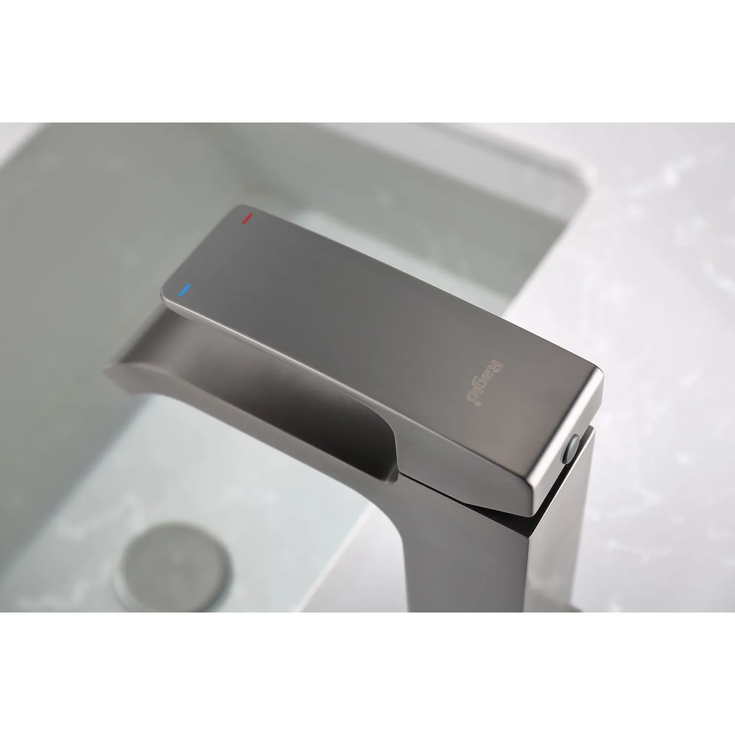 Смеситель Raglo для умывальника (R02.10.09)