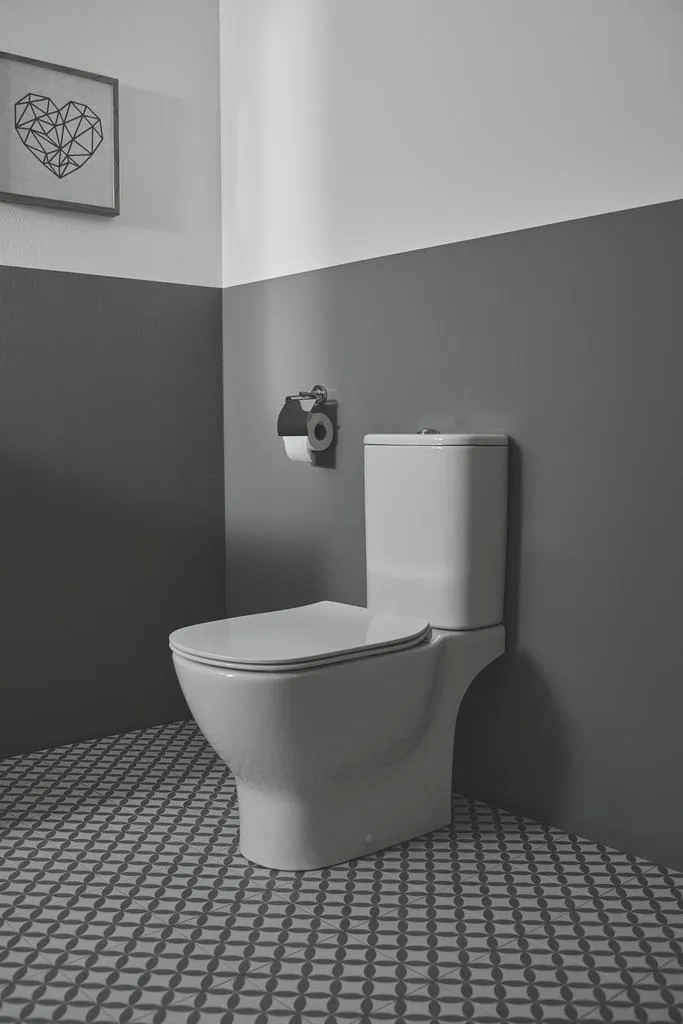 V0006D Промо-комплект 3 в 1 TESI AquaBlade® Напольный пристенный унитаз с бачком , горизонтальный (универсальный) выпуск, глубокий смыв, тонкое крышк