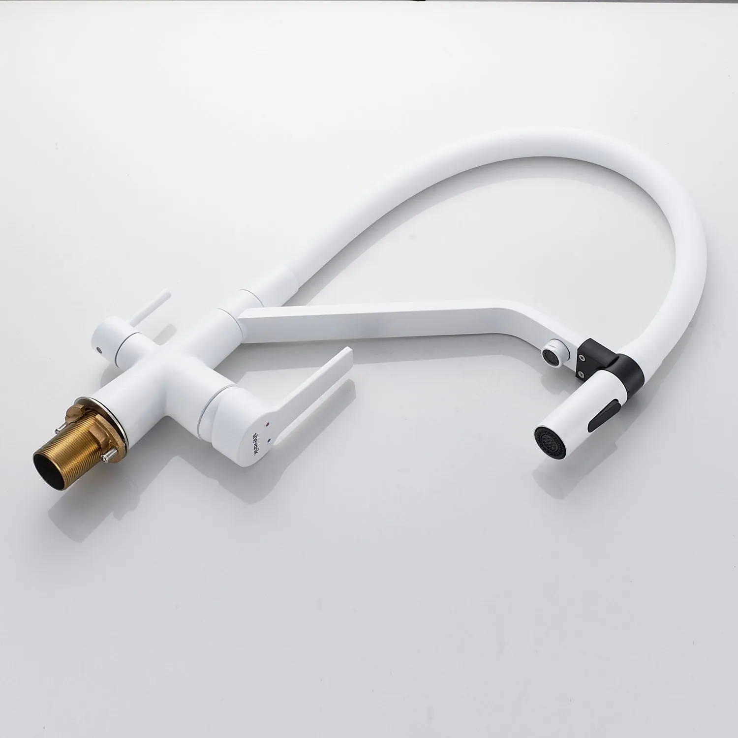 Смеситель для кухни с гибким изливом и подключением фильтра Shevanik S278C, белый