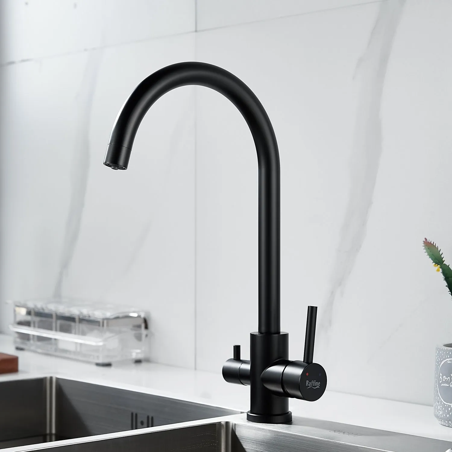Смеситель для кухни с подключением фильтра воды Raffine F108H, черный