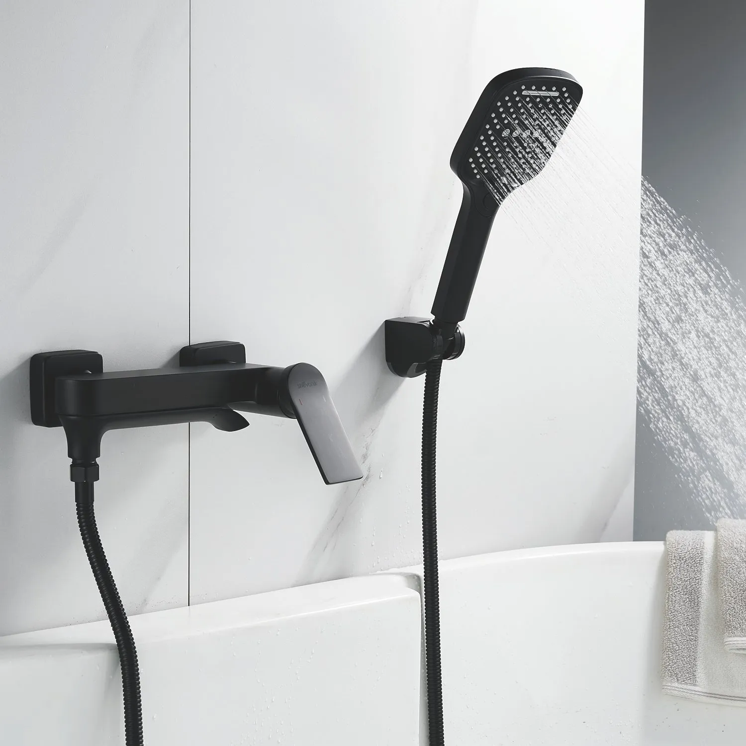 Смеситель для ванны Shevanik S4102H, черный