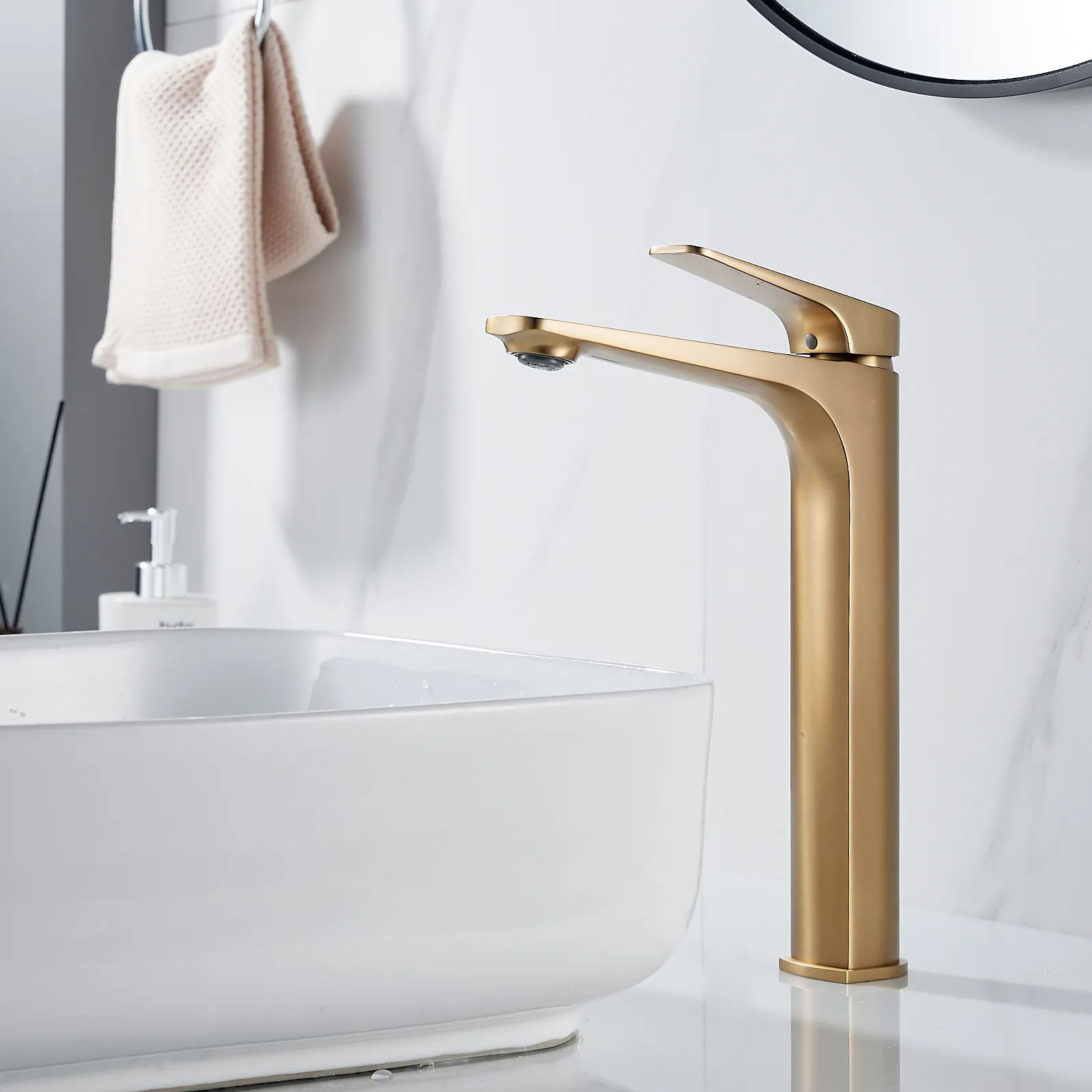 Смеситель для раковины высокий Shevanik S4211G, золотой сатин