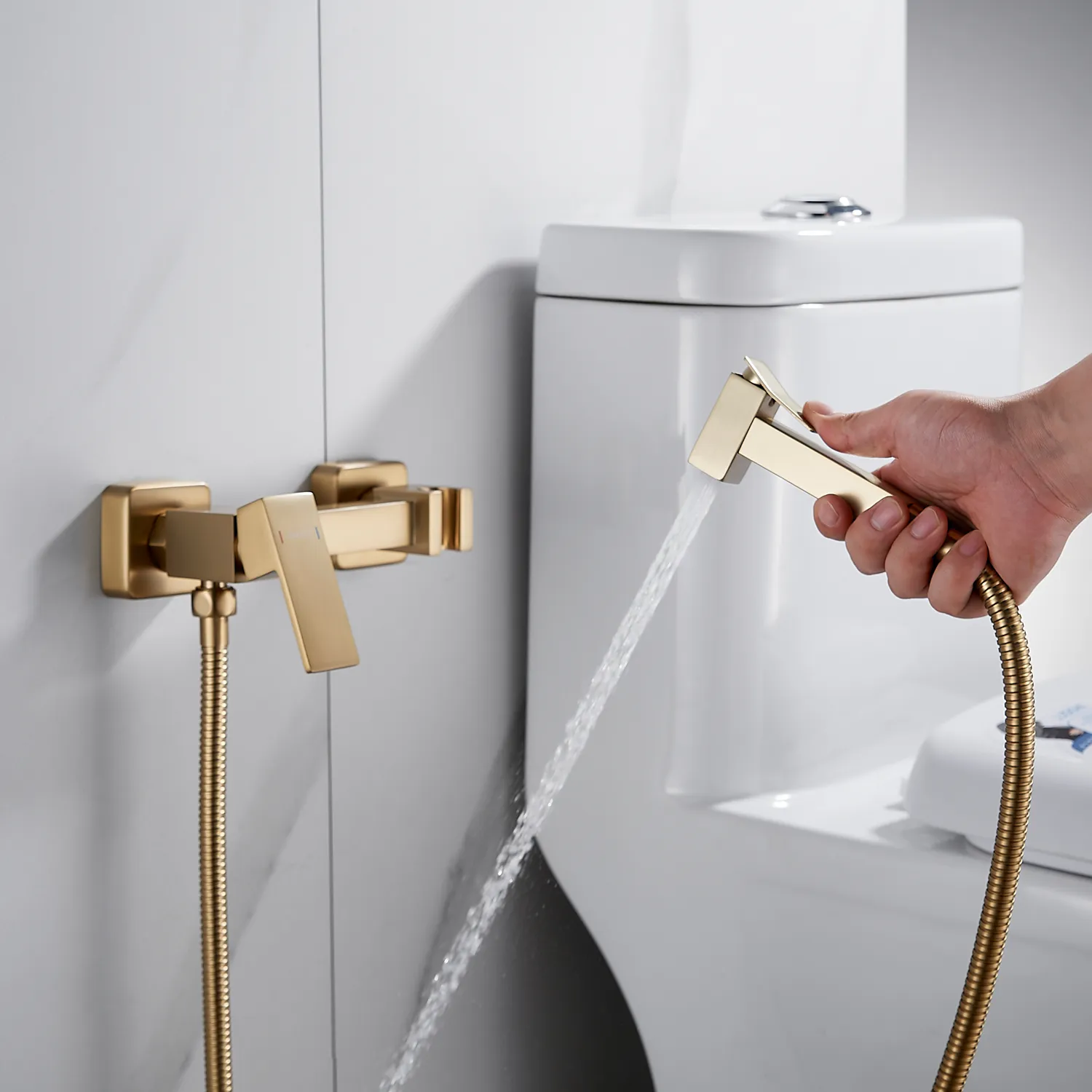 Гигиенический душ со смесителем Shevanik S137G, золотой сатин