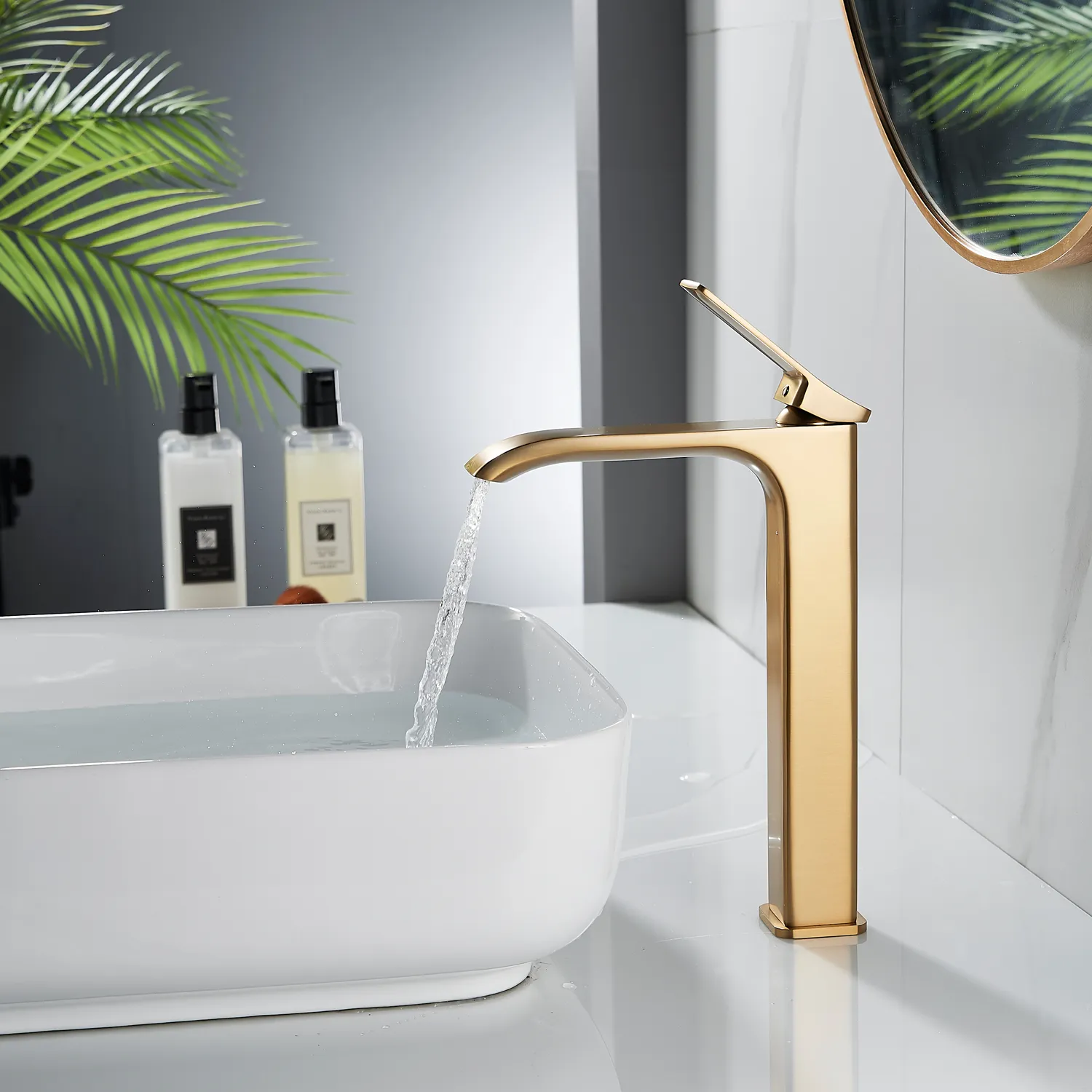 Смеситель для раковины высокий Shevanik S4011G, золотой сатин