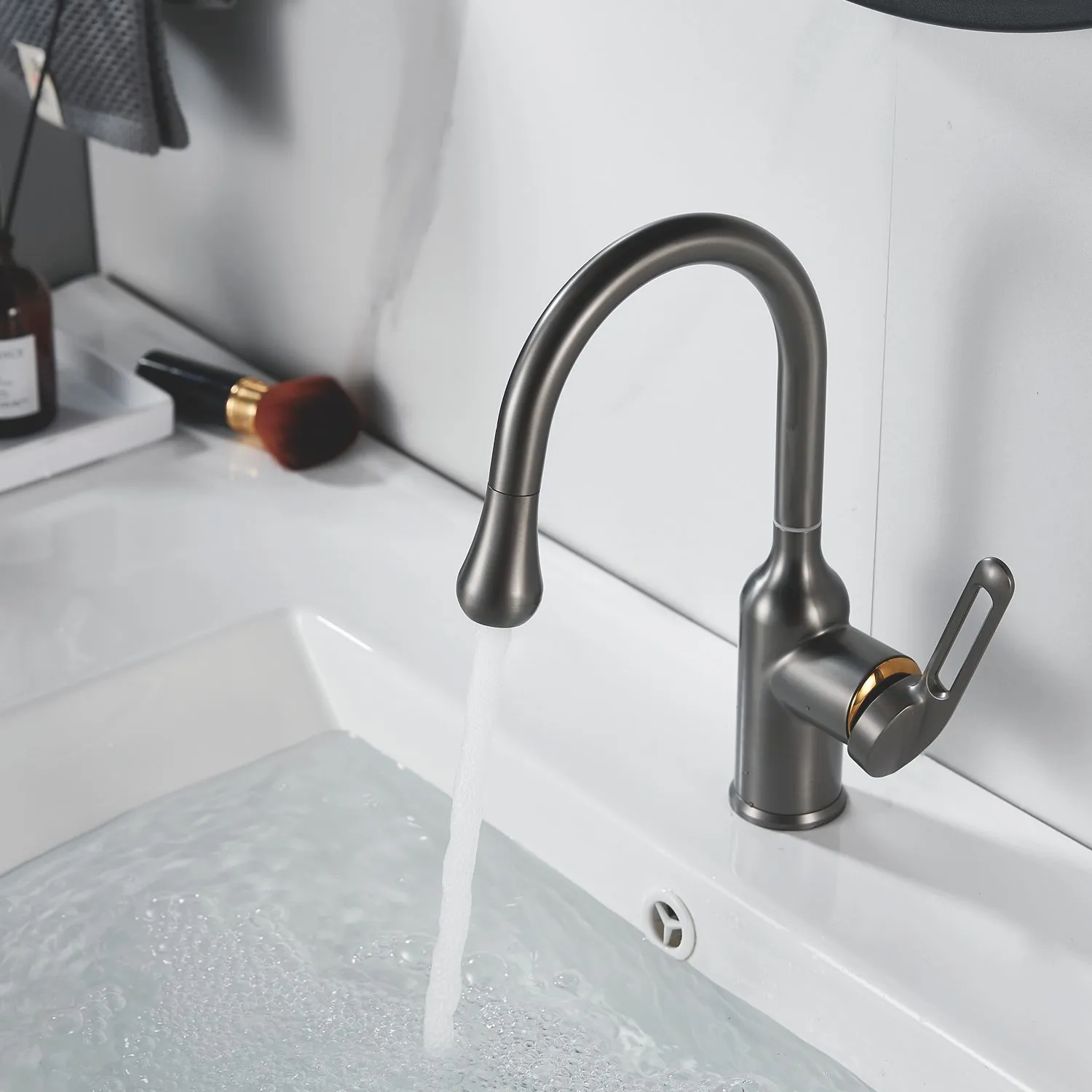 Смеситель для раковины Raffine F101T, оружейная сталь