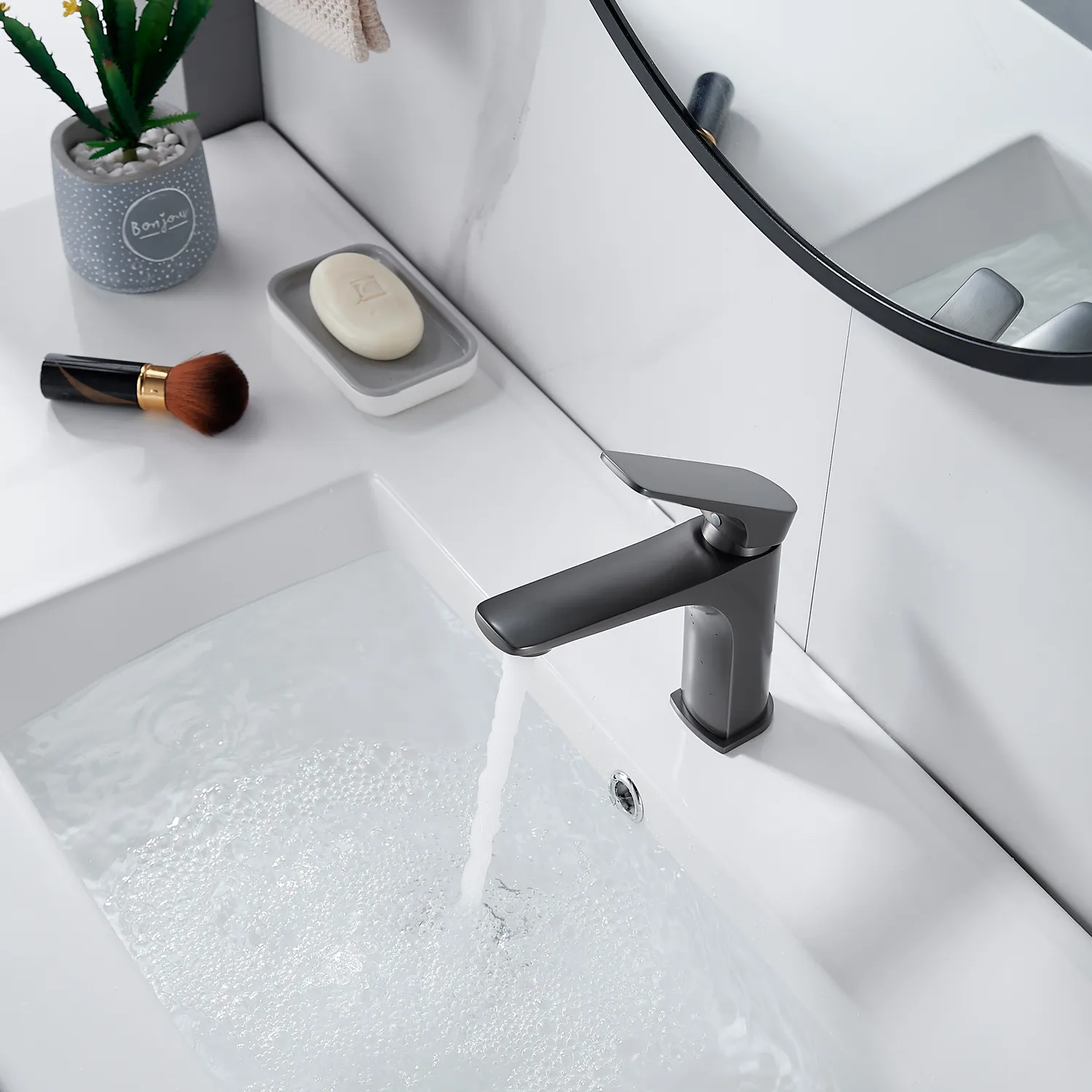 Смеситель для раковины Shevanik S4201T, оружейная сталь