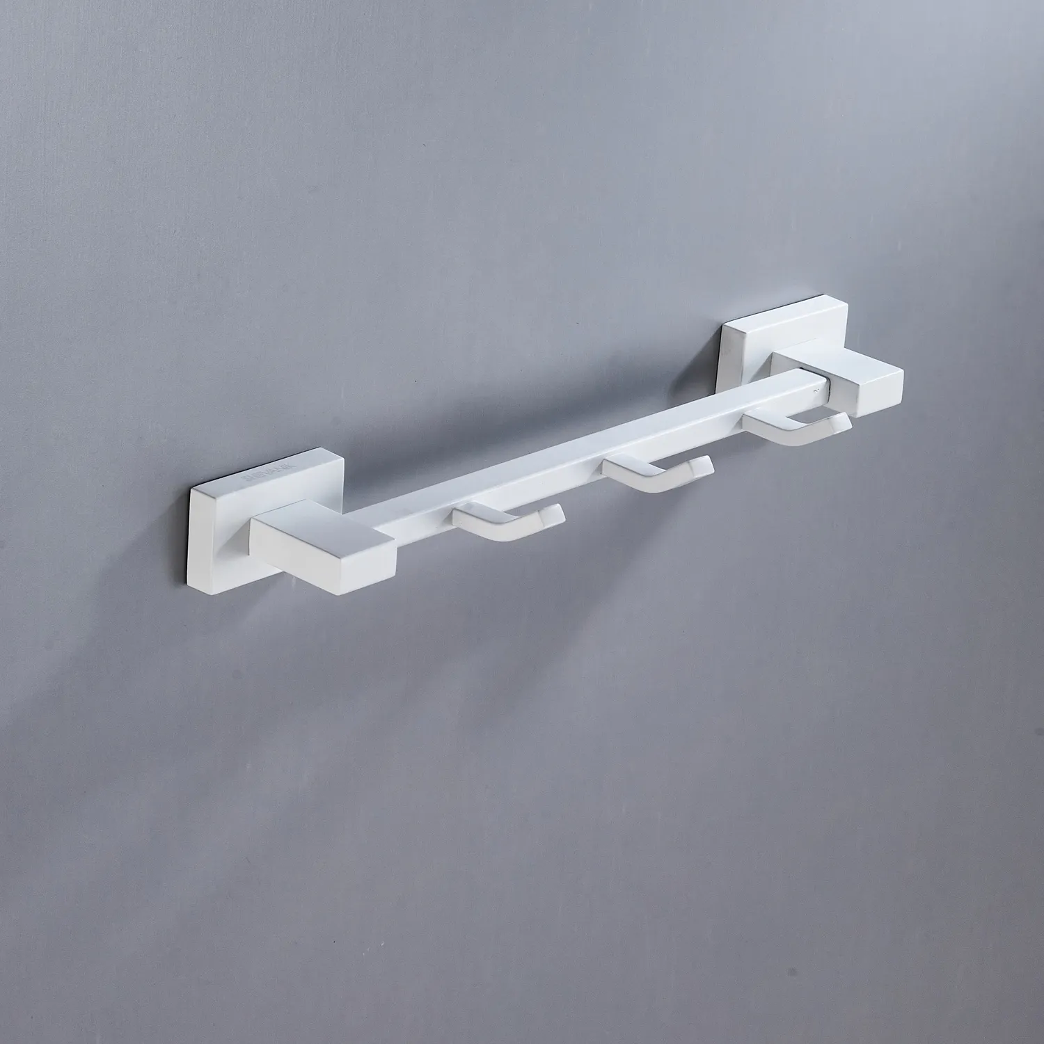 Планка с крючками Shevanik SG5631C, белый