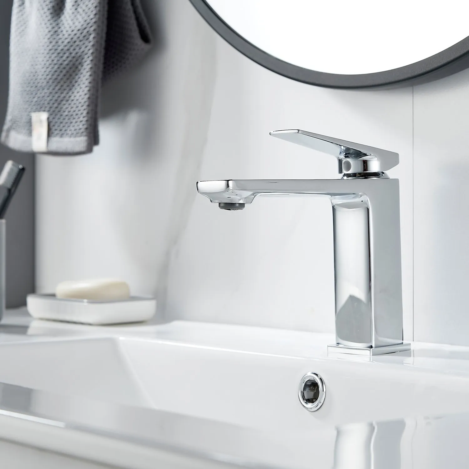 Смеситель для раковины Shevanik S8901-1, хром