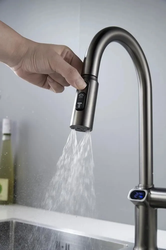 Смеситель для кухни с индикатором температуры Knotlor KN-100/GM, вороненая сталь