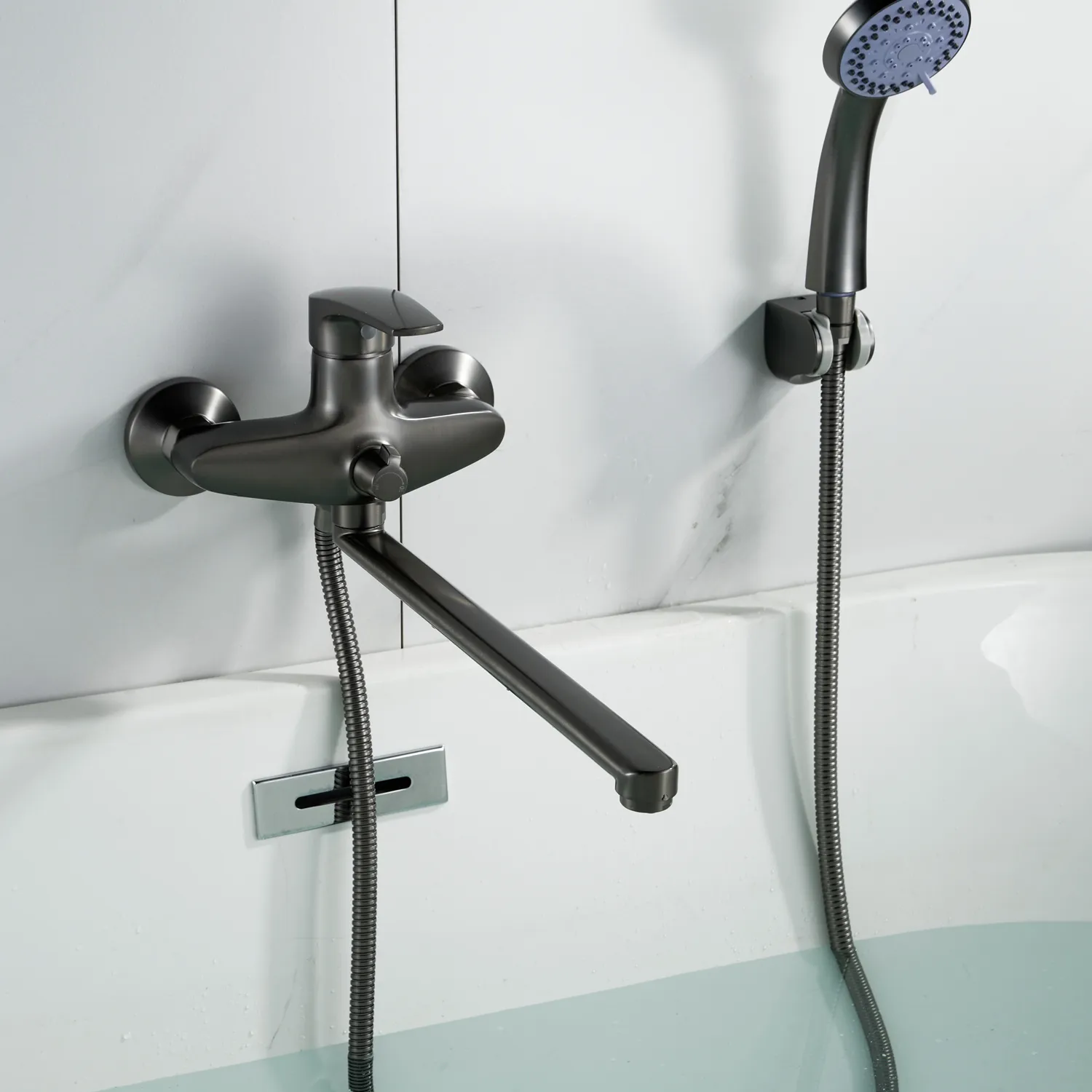 Смеситель для ванны Shevanik S5022T, оружейная сталь