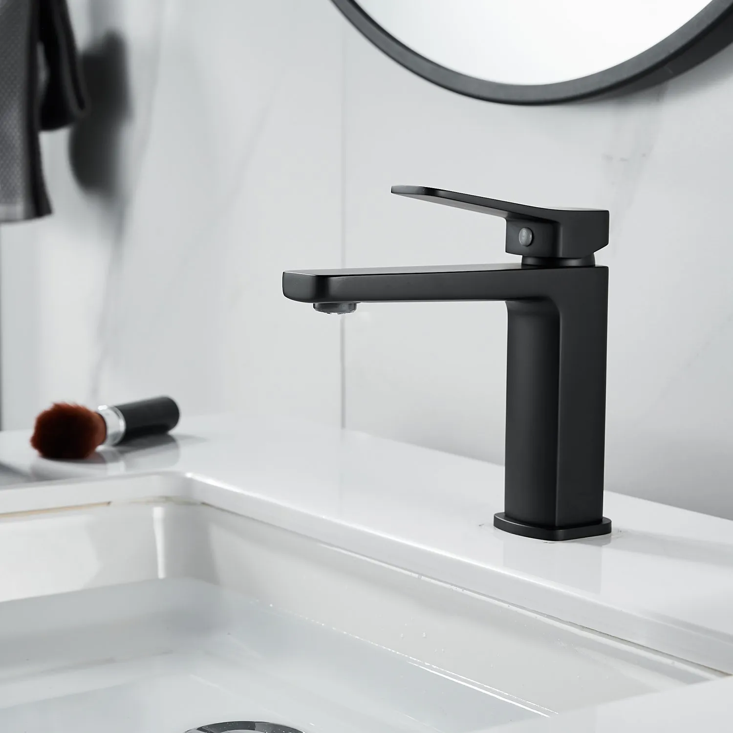 Смеситель для раковины Raffine F0199H, черный