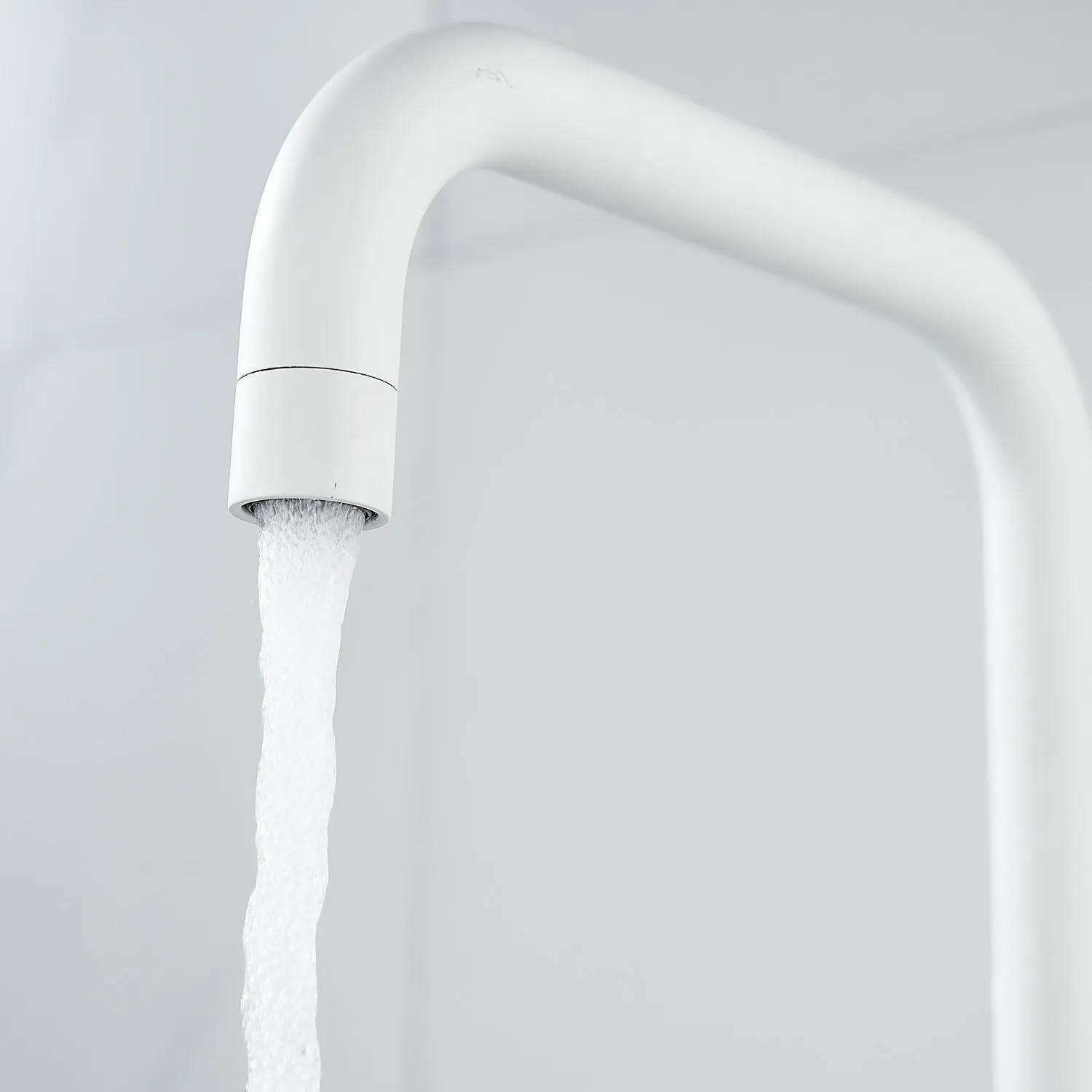 Смеситель для кухни с подключением фильтра воды Raffine F118C, белый