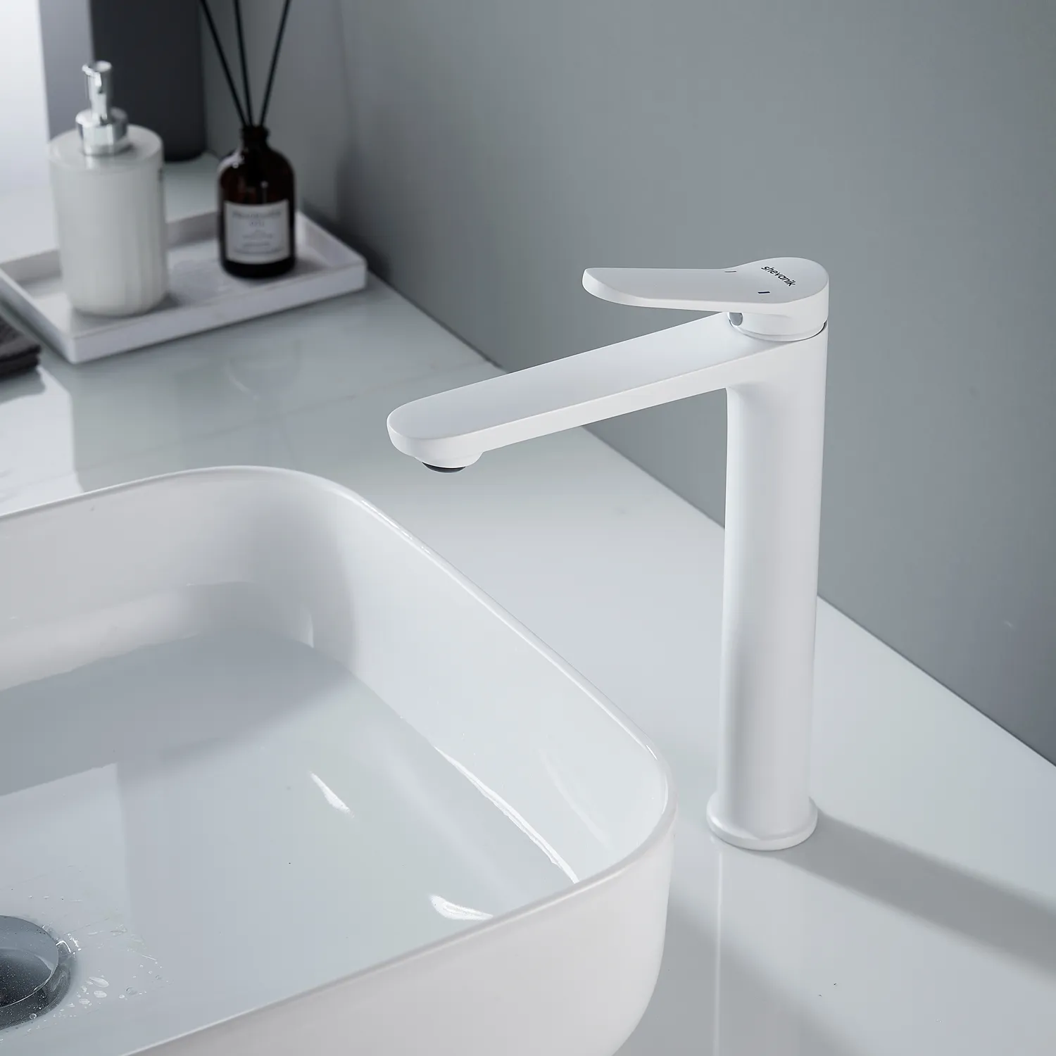 Смеситель для раковины высокий Shevanik S4311C, белый