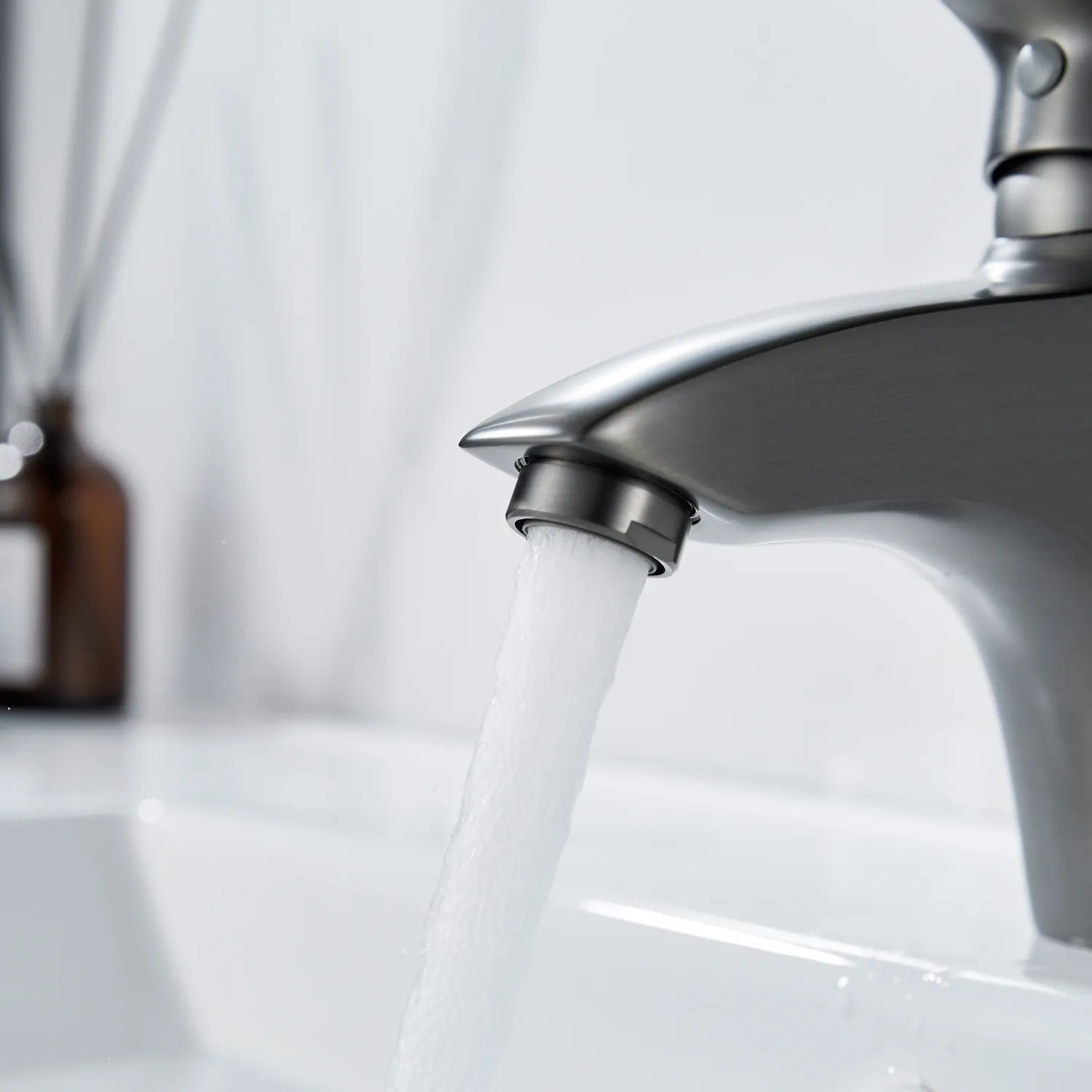 Смеситель для раковины Shevanik S5001T, оружейная сталь