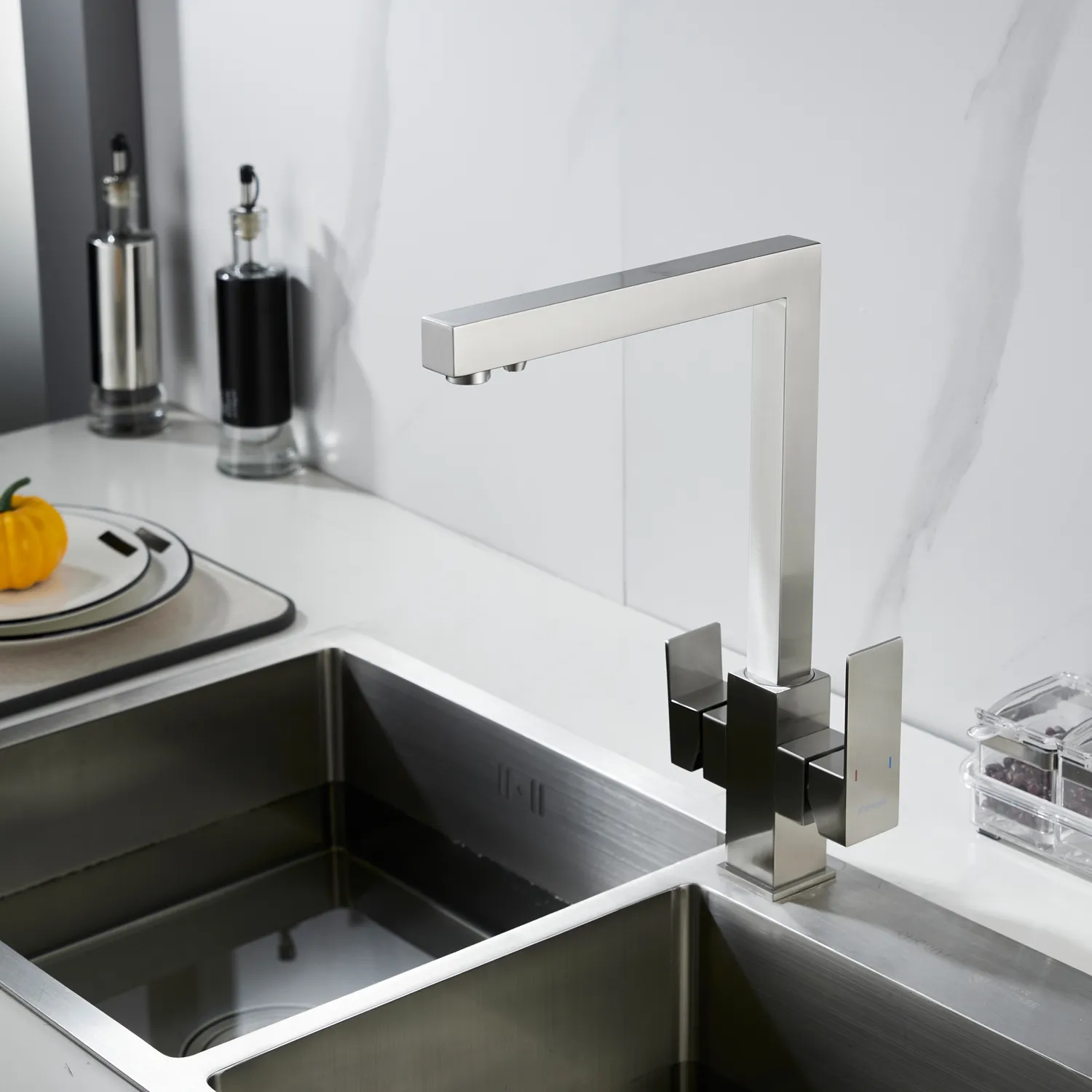 Смеситель для кухни с подключением фильтра Shevanik S148L, сатин