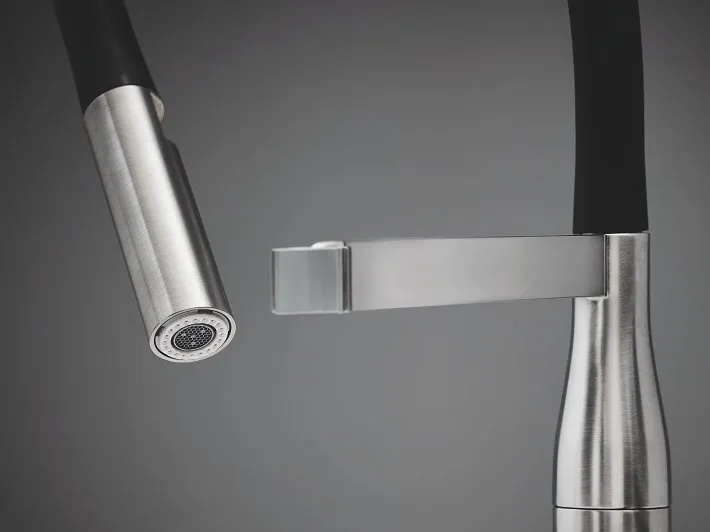 Смеситель для кухни с проф лейкой Grohe Essence 30294000