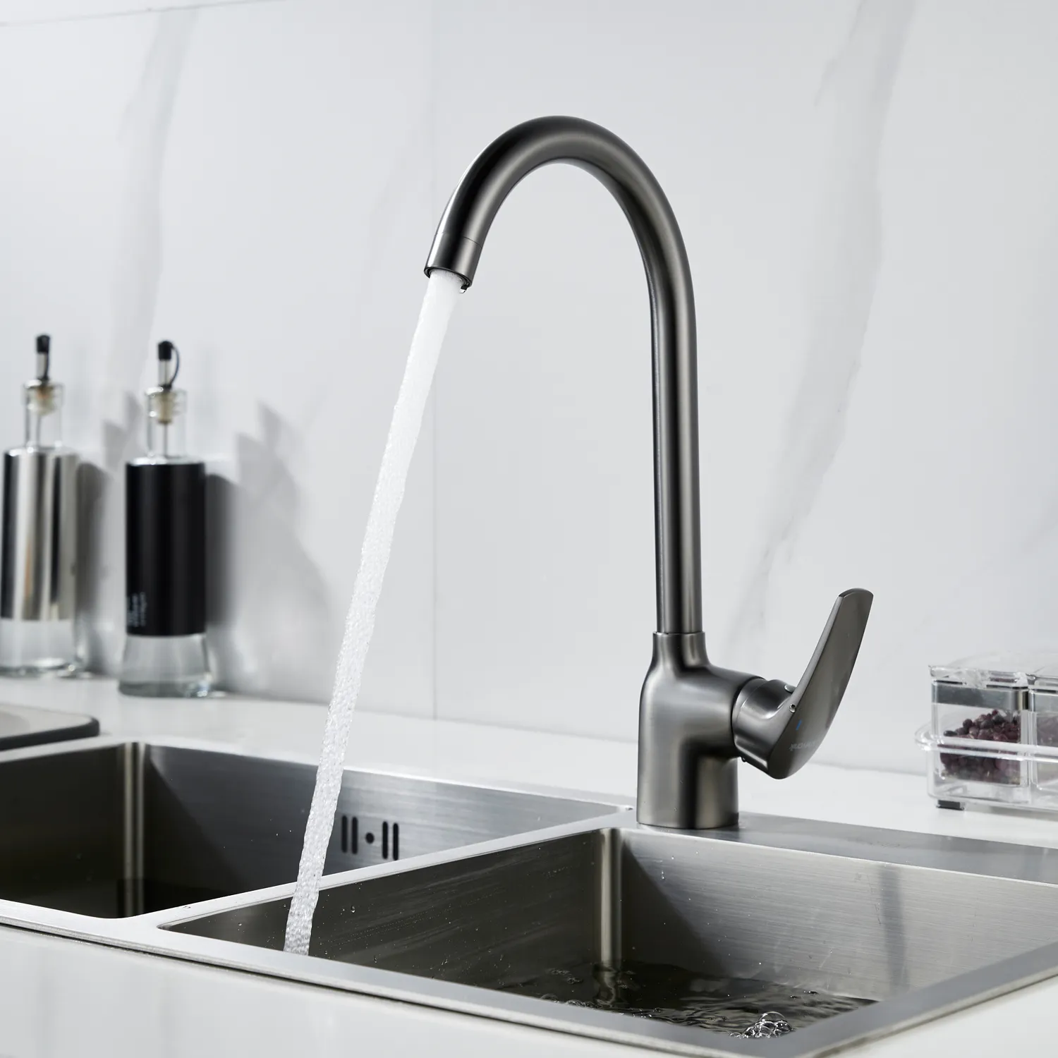 Смеситель для кухни Shevanik S5053T, оружейная сталь