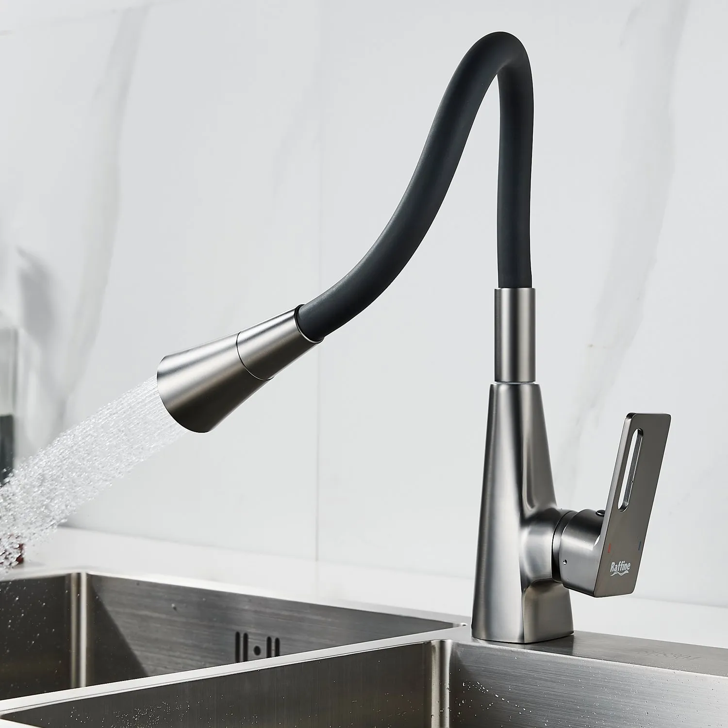 Смеситель для кухни с гибким изливом Raffine F313T-3, оружейная сталь