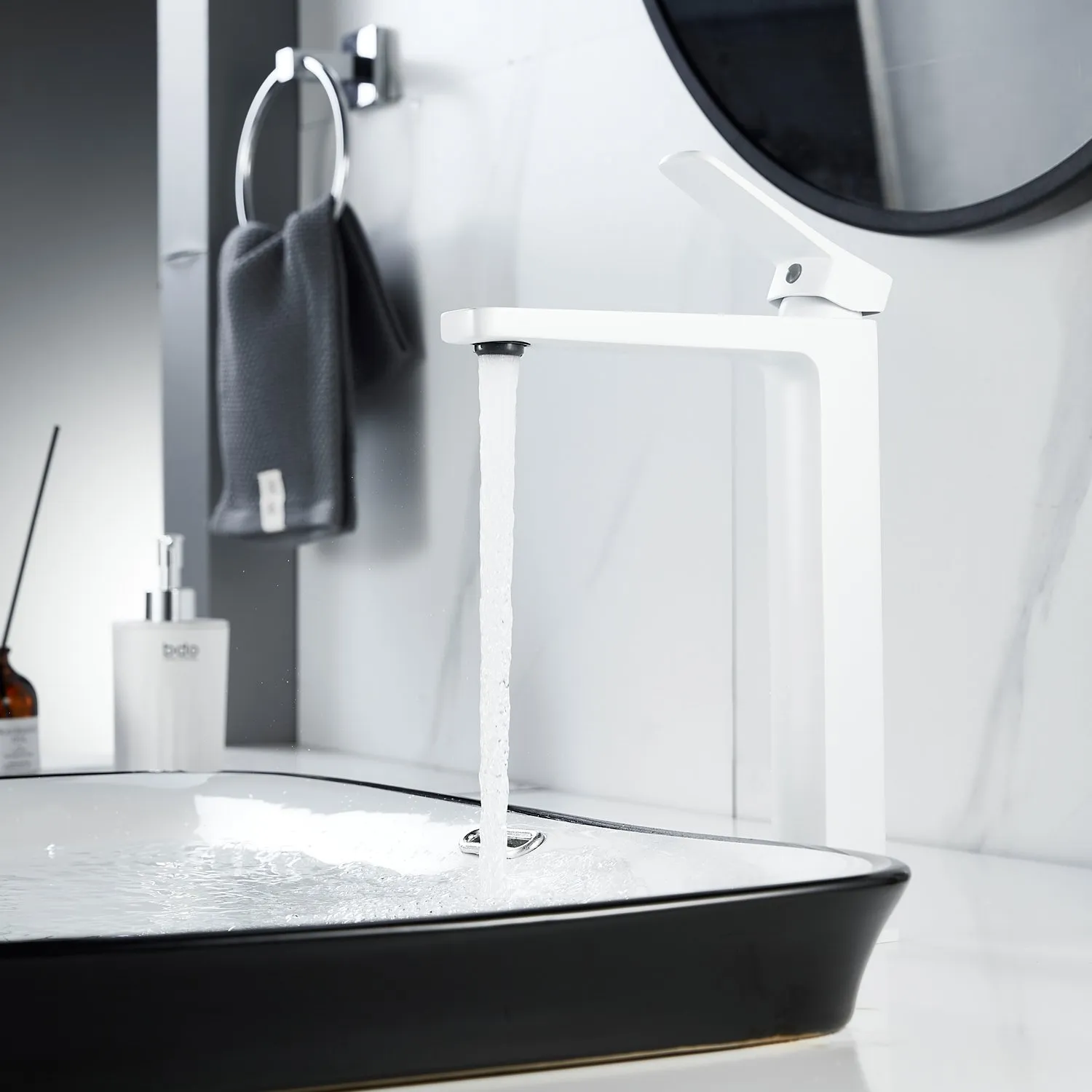 Смеситель для раковины высокий  Raffine F1199C, белый