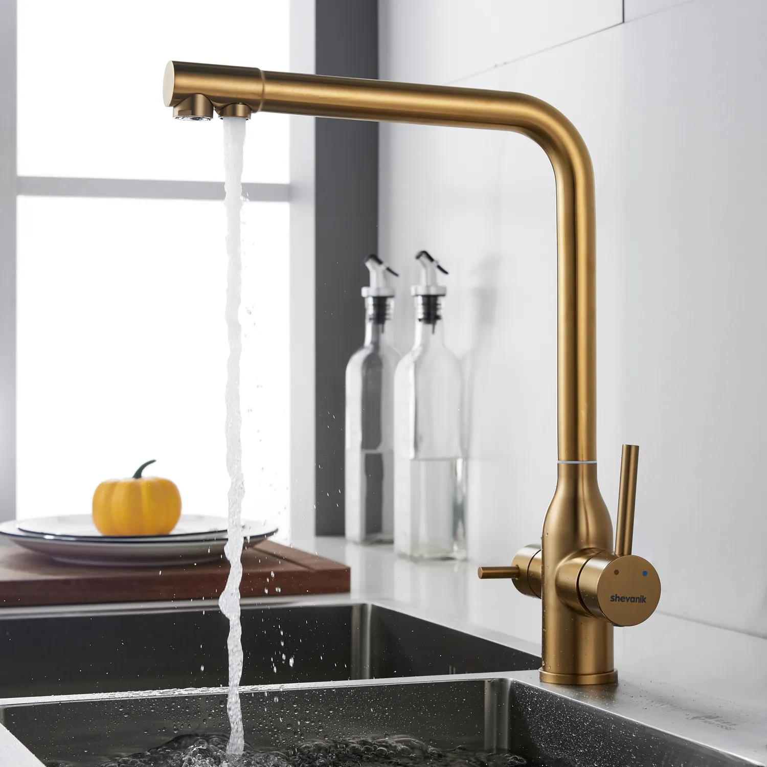 Смеситель для кухни с подключением фильтра Shevanik S248G, золотой сатин