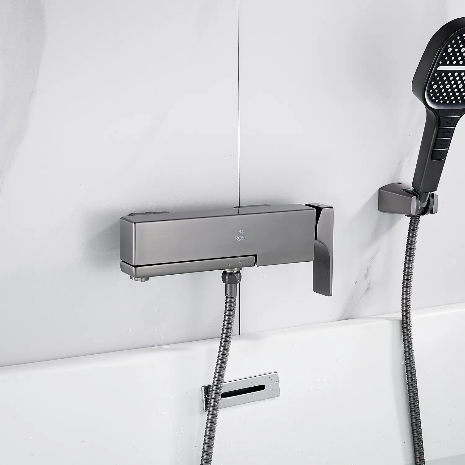 Смеситель для ванны Rose R1002T, оружейная сталь