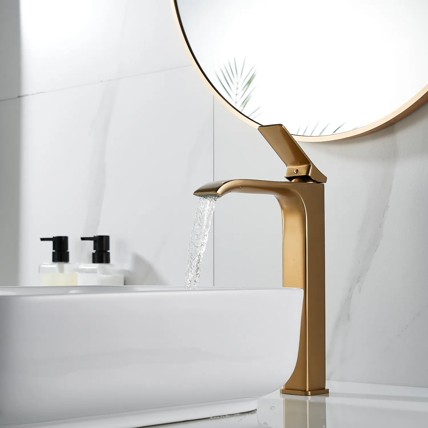 Смеситель для раковины высокий Shevanik S4011G, золотой сатин