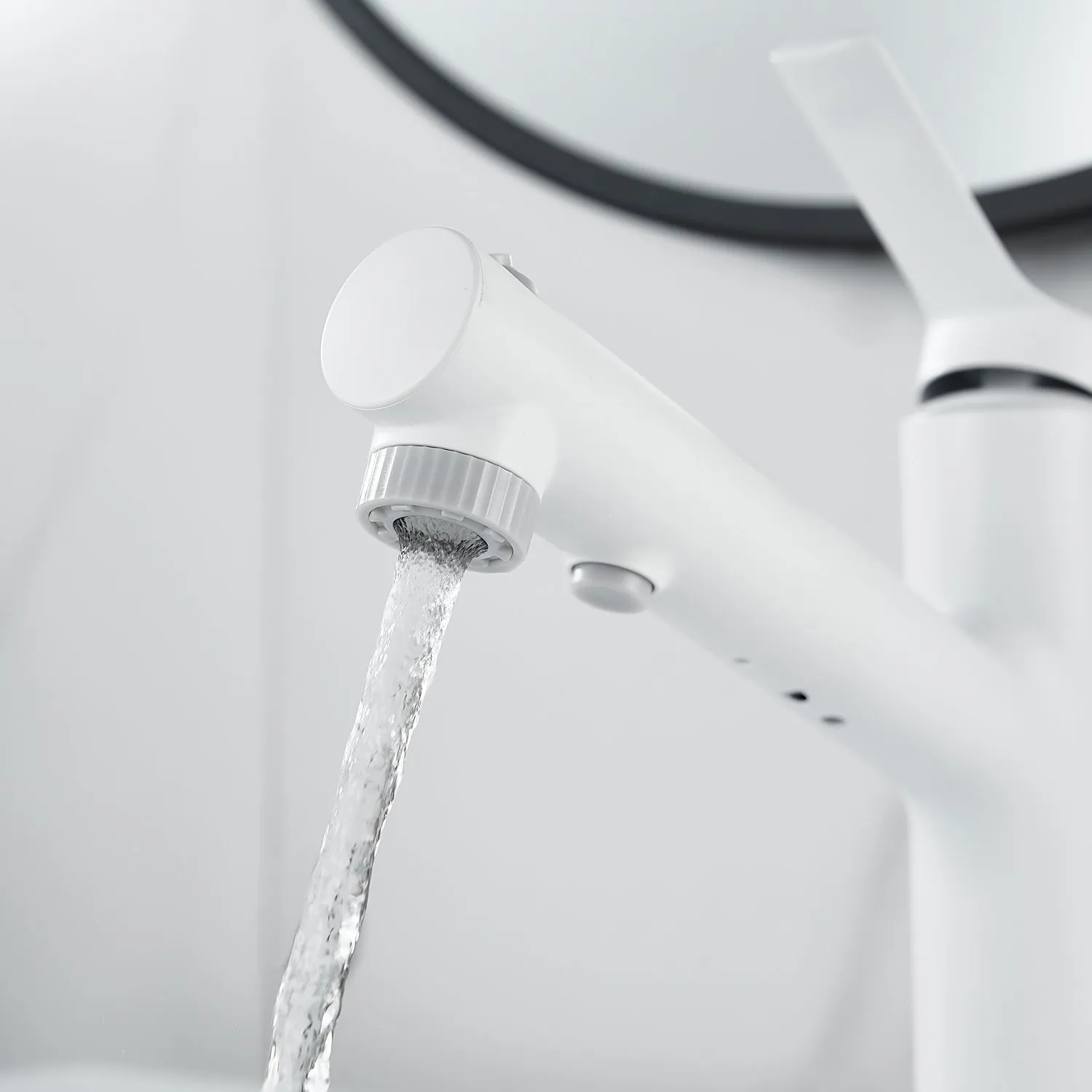 Смеситель для раковины многофункциональный Raffine F281C, белый