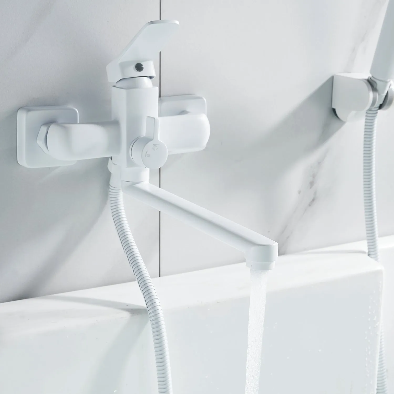 Смеситель для ванны Shevanik S9902C, белый