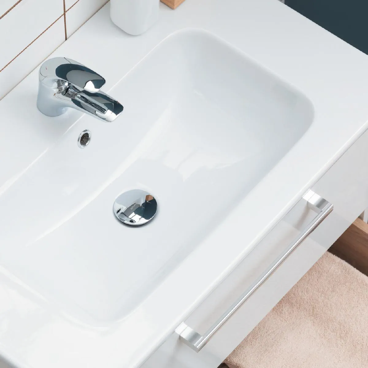 Тумба с раковиной подвесная Dreja Gio 60 см, белый