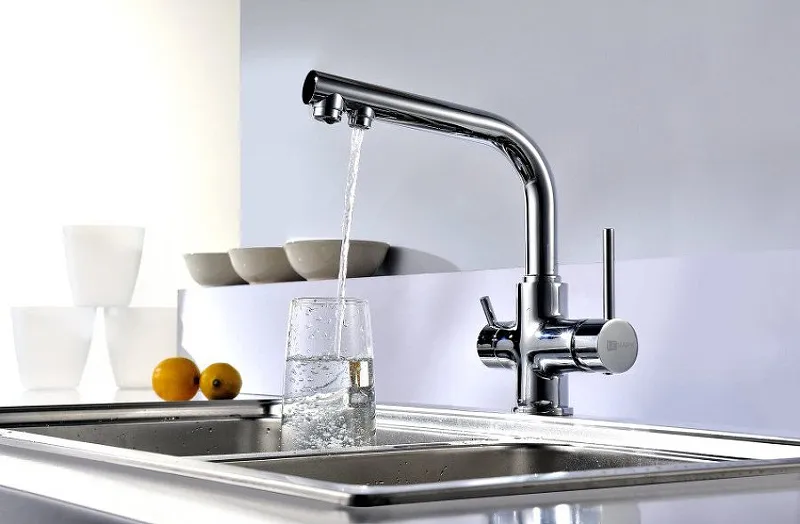 Смеситель для кухонной мойки Lemark Comfort (LM3060C)