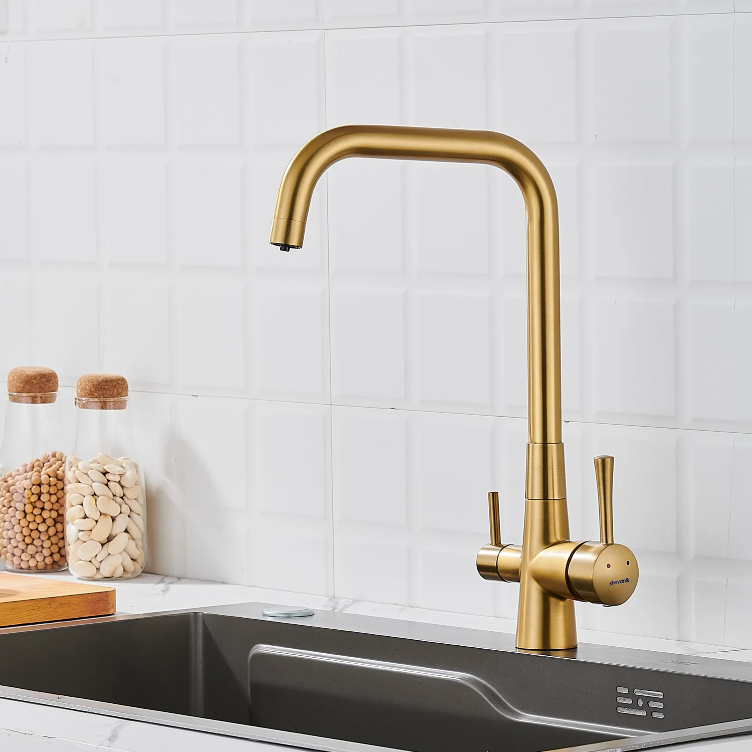 Смеситель для кухни с подключением фильтра Shevanik S528G, золотой сатин