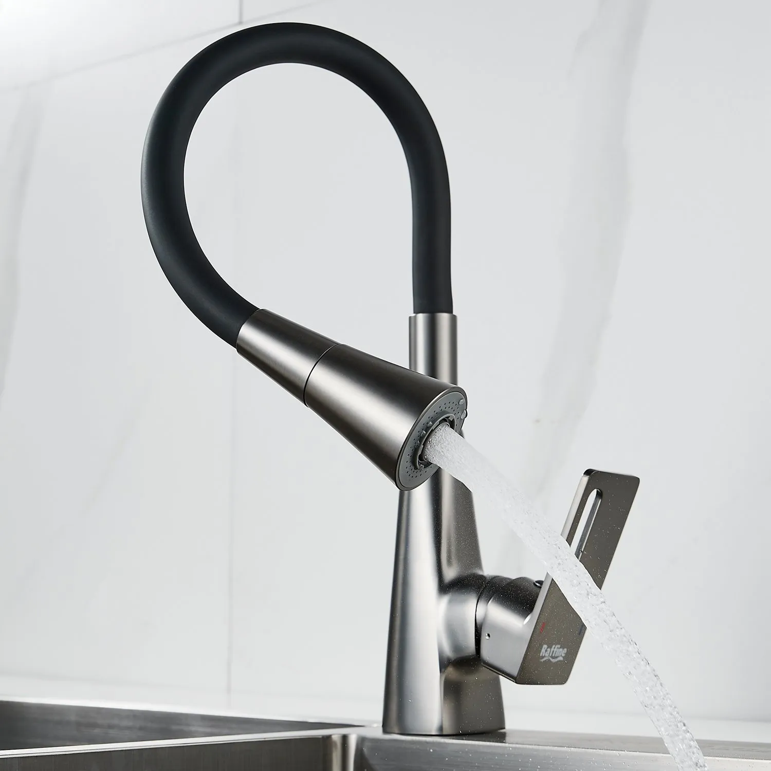 Смеситель для кухни с гибким изливом Raffine F313T-3, оружейная сталь