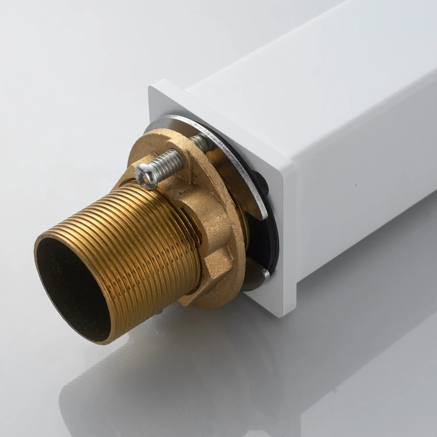 Смеситель для раковины высокий Rose R2811C, белый