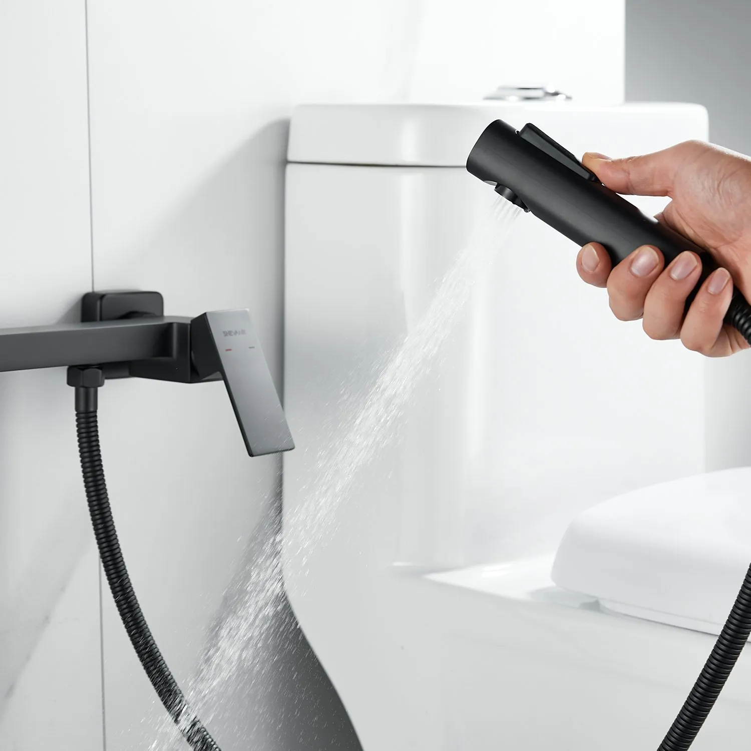 Гигиенический душ со смесителем Shevanik S9605H-1, черный