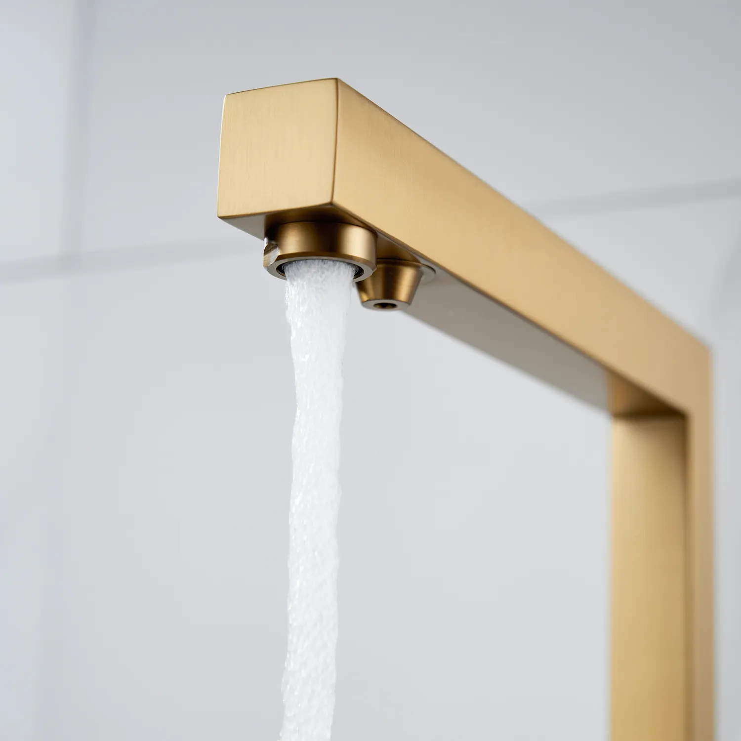 Смеситель для кухни с подключением фильтра Shevanik S148G, золотой сатин