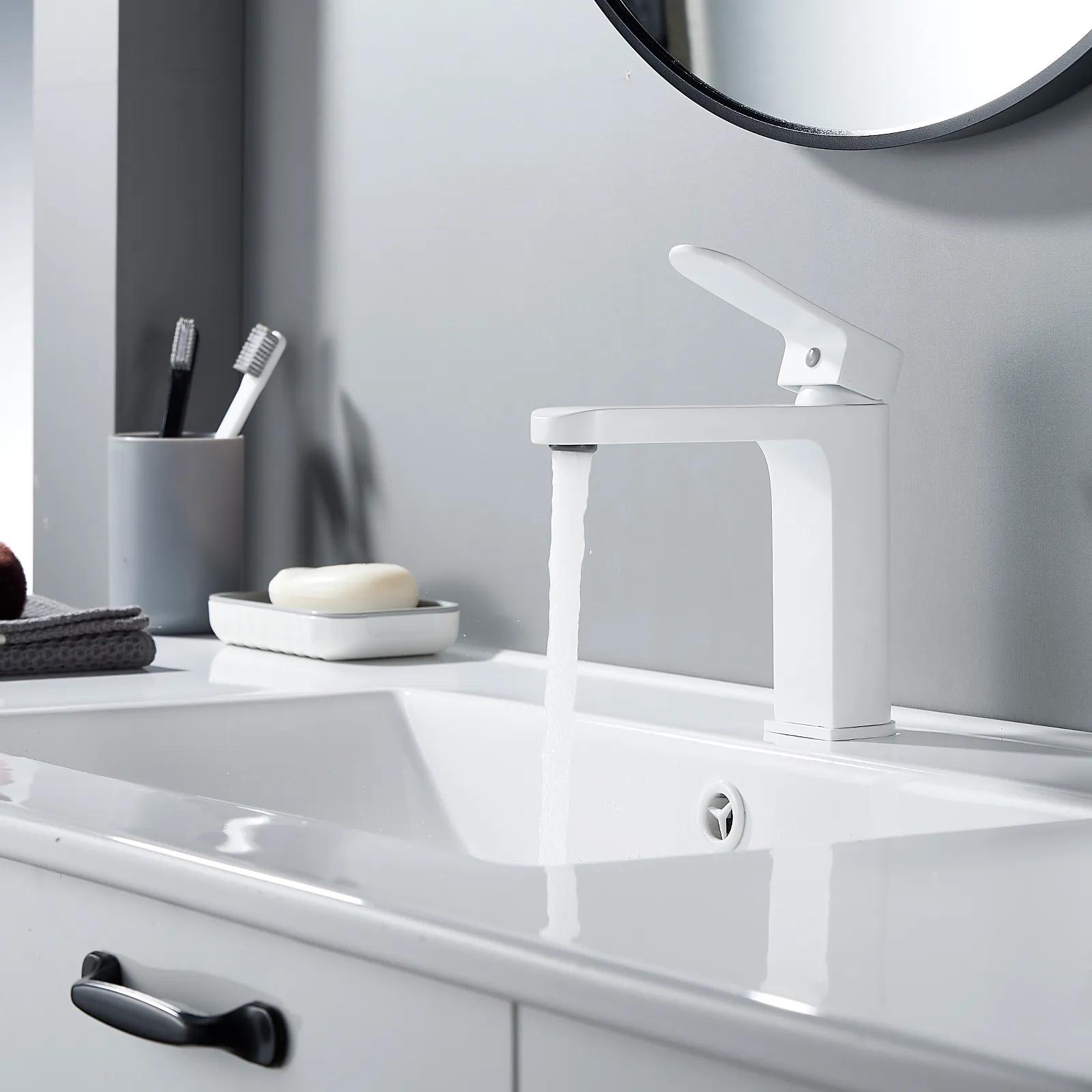 Смеситель для раковины Shevanik S4501C, белый