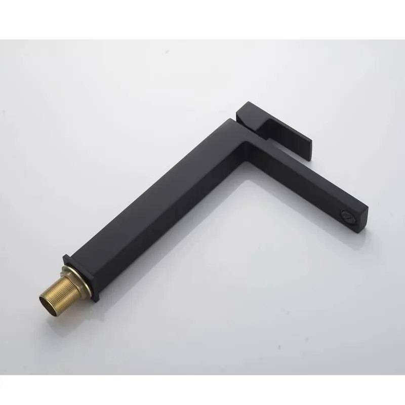 Смеситель для раковины высокий Knotlor KN-24/BL, черный