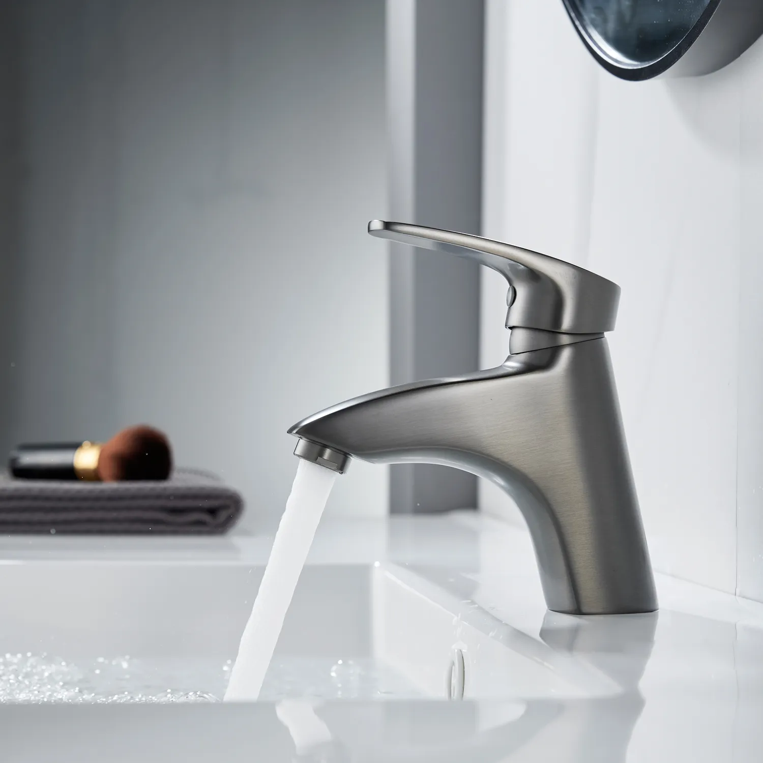 Смеситель для раковины Shevanik S5001T, оружейная сталь