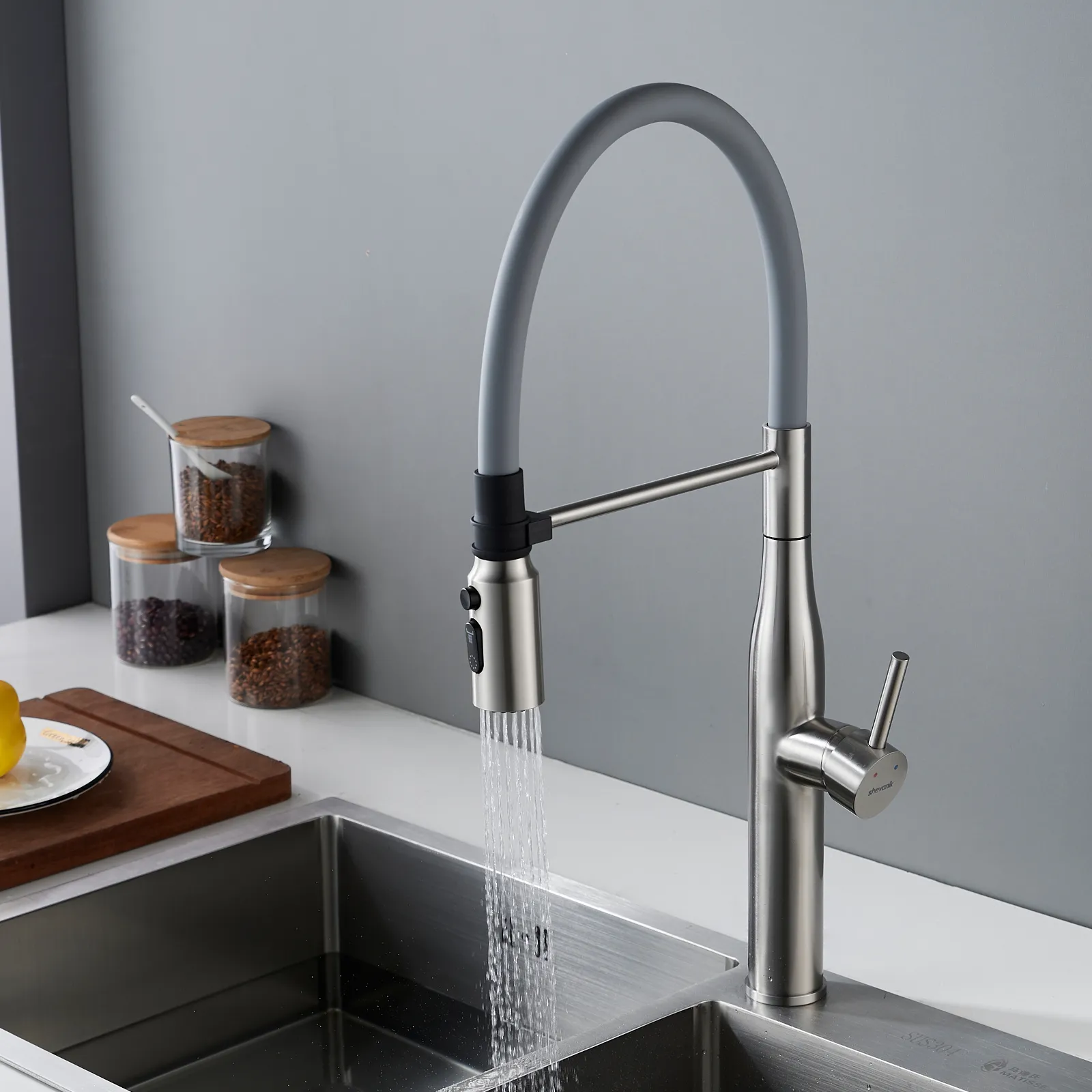 Смеситель для кухни с гибким изливом и режимом "душ" Shevanik S123L-9, сатин